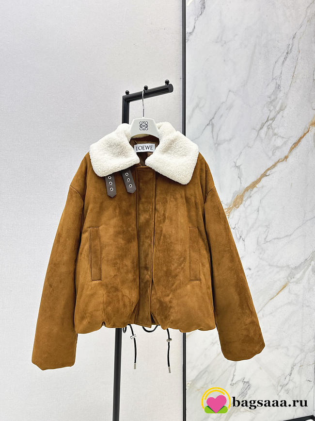 Bagsaaa LOEWE Short Shearling Jacket light brown - 1