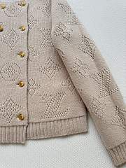 Bagsaaa Louis Vuitton Double-Breasted Mahina Knit Cardigan beige - 2