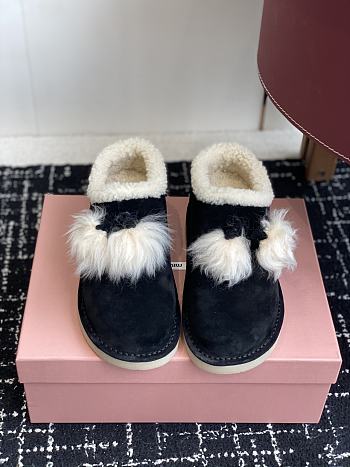 Bagsaaa Miu Miu Suede Shearling Slippers black