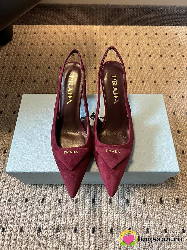 Bagsaaa Prada Suede Slingback Pumps dark red - 1