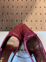 Bagsaaa Prada Suede Slingback Pumps dark red - 3