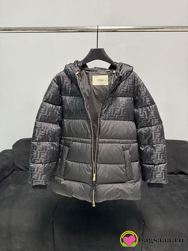 Bagsaaa Fendi FF-print puff jacket in black nylon - 1