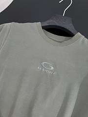 Bagsaaa Balenciaga Loop Sports Icon Fitted T-Shirt in grey - 3
