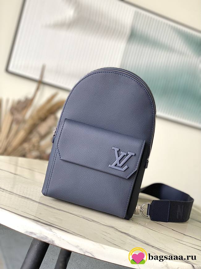 Bagsaaa LV M11601 Pilot Slingbag blue - 30cm - 1