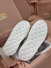 Bagsaaa Miu Miu suede and shearling sneakers beige - 3