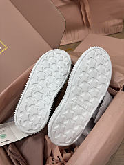 Bagsaaa Miu Miu suede and shearling sneakers dark brown - 2