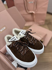 Bagsaaa Miu Miu suede and shearling sneakers dark brown - 3