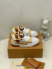 Bagsaaa LV Trainer Sneaker yellow Signature details - 1