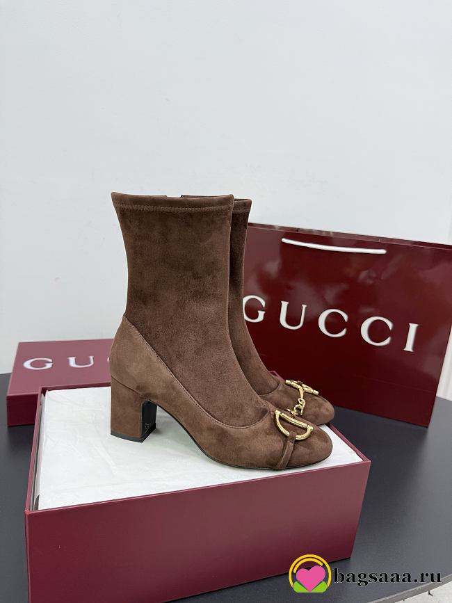 Bagsaaa Gucci Women's ankle boot with half Horsebit 849549 brown suede - 1