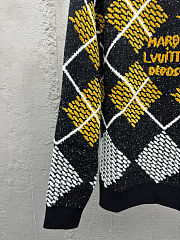Bagsaaa Louis Vuitton Wool Blend Pullover with the Damier Argyle motif - 3