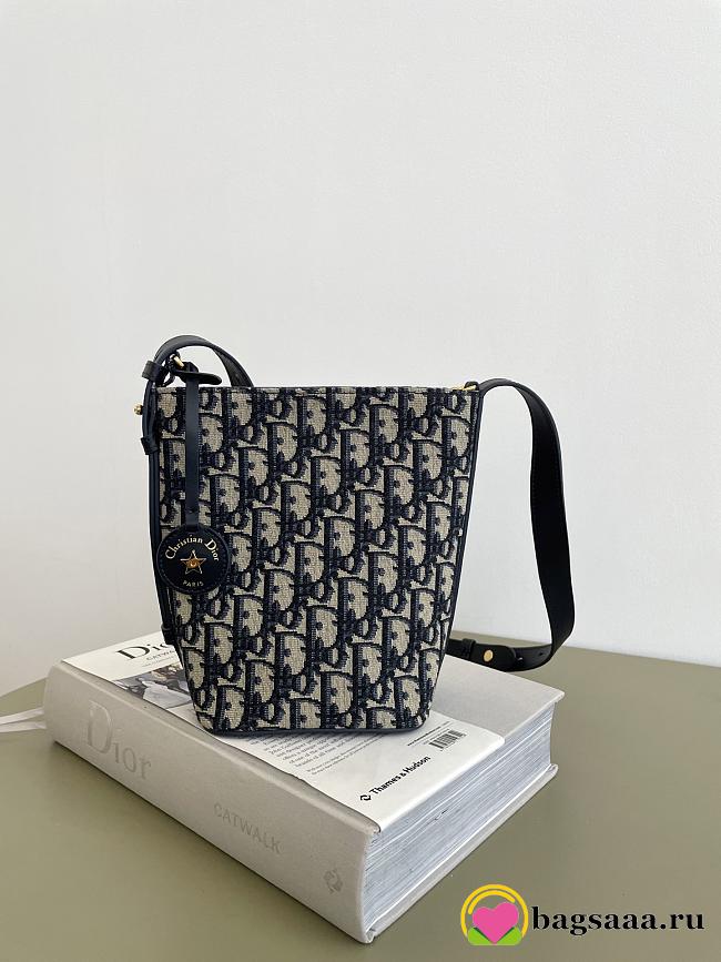 Bagsaaa Diorstar Mini Bucket Bag Blue Dior Oblique Jacquard - 16cm - 1