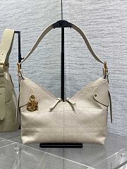 Bagsaaa Medium Dior Voyage Bag Beige Flat Macrocannage Crinkled Calfskin - 28cm - 1