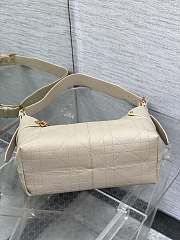 Bagsaaa Medium Dior Voyage Bag Beige Flat Macrocannage Crinkled Calfskin - 28cm - 3