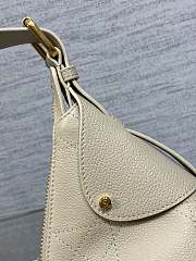 Bagsaaa Small Dior Voyage Bag Beige Flat Macrocannage Grained Calfskin - 22cm - 4
