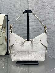 Bagsaaa Small Dior Voyage Bag White Flat Macrocannage Grained Calfskin - 22cm - 5