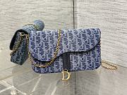 Bagsaaa Dior Medium Saddle Pouch with Chain Blue Denim Dior Oblique Jacquard - 21.5cm - 1