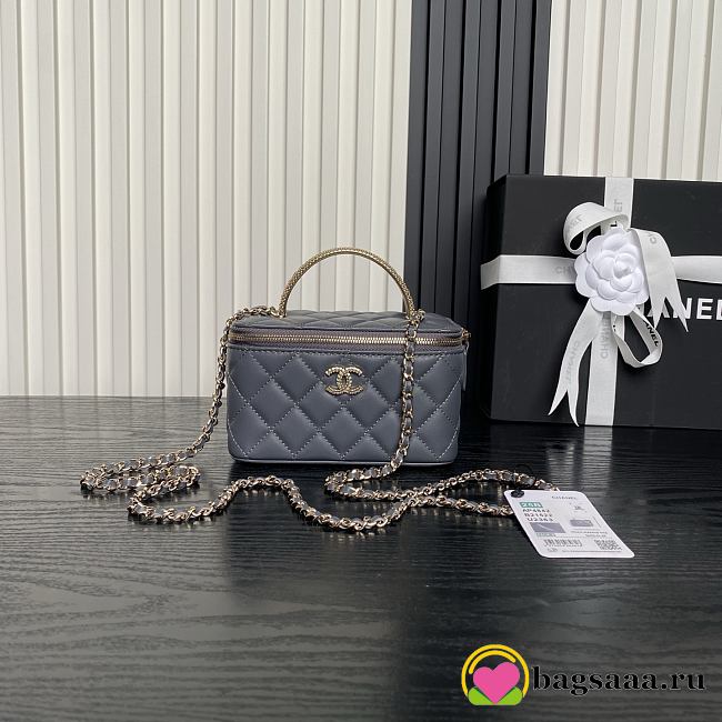Bagsaaa Chanel Long Vanity with Chain AP4842 Gray - 17cm - 1