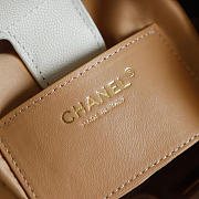 Bagsaaa CHANEL 25 Medium Backpack AS5600 White Caviar - 23cm - 4