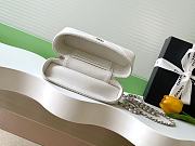 Bagsaaa Chanel Vanity with Chain AP4936 White - 19.5cm  - 3