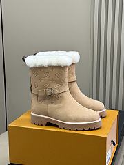 Bagsaaa Louis Vuitton Territory ankle boot in beige  - 1