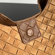 Bagsaaa Bottega Veneta Campana Bag 844249 Beige Suede - 33cm - 3