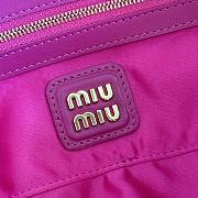 Bagsaaa Miumiu Arcadie padded suede top-handle bag 5BB142 fuchsia - 22cm - 3