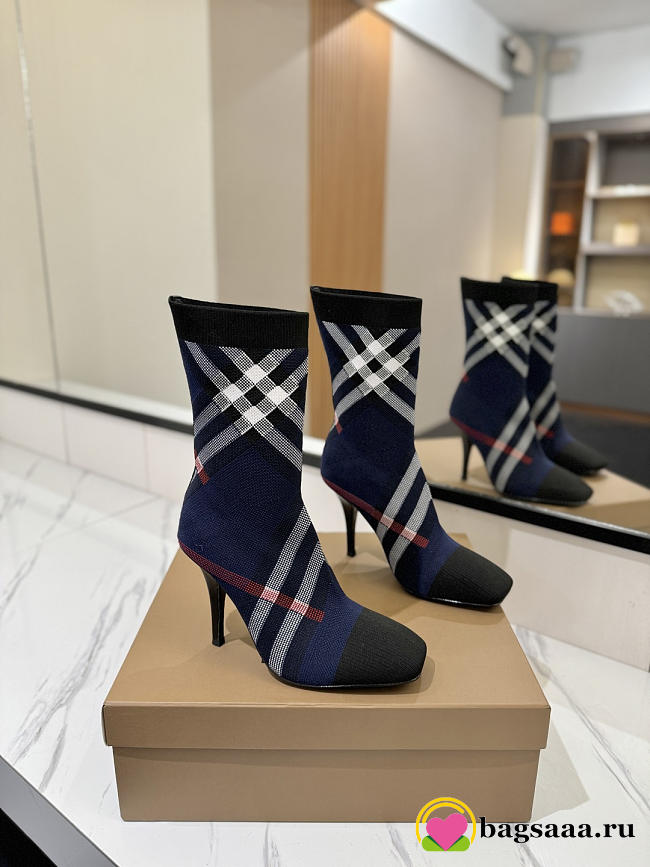 Bagsaaa Burberry check-pattern knit sock ankle boots navy blue - 1