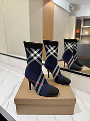 Bagsaaa Burberry check-pattern knit sock ankle boots navy blue - 1