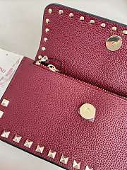 Bagsaaa Valentino Garavani Rockstud WOC in red grainy - 21cm - 3