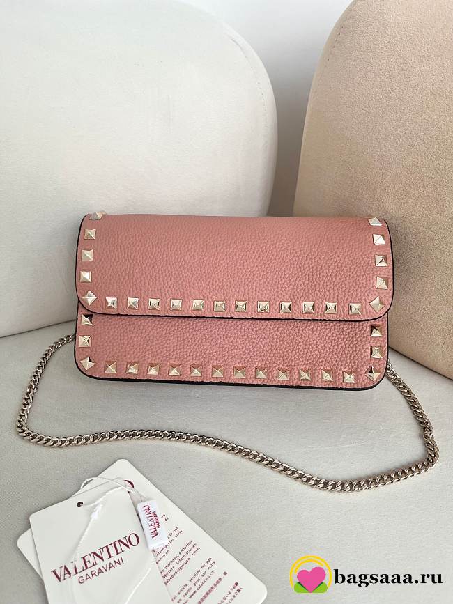 Bagsaaa Valentino Garavani Rockstud WOC in pink grainy - 21cm - 1