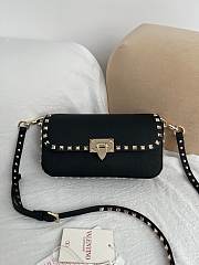Bagsaaa Valentino Garavani Rockstud crossbody bag black - 24cm - 1