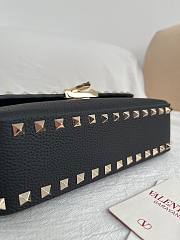 Bagsaaa Valentino Garavani Rockstud crossbody bag black - 24cm - 3