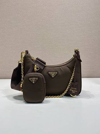 Bagsaaa Prada Re-Edition 2005 Re-Nylon bag 1BH204 brown - 22cm