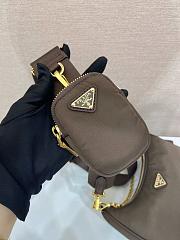 Bagsaaa Prada Re-Edition 2005 Re-Nylon bag 1BH204 brown - 22cm - 2