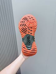 Bagsaaa Gucci Ripple sneaker in olive green and multicolour mesh - 4