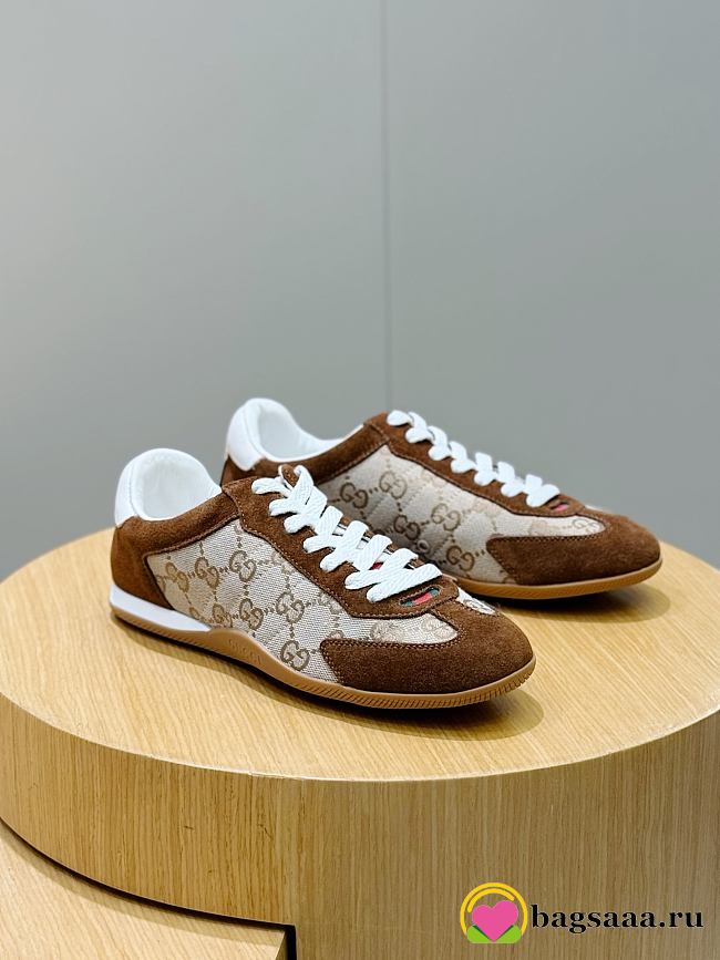 Bagsaaa Gucci Shift sneaker in GG canvas with suede trims in beige and brown - 1
