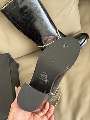 Bagsaaa Chanel mid-calf boots in black patent leather with cap toes - 3