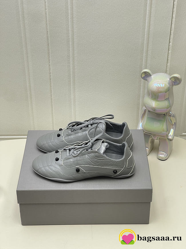 Bagsaaa Balenciaga City sneaker in gray leather - 1