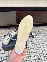 Bagsaaa Chanel Mary Janes G46937 White Lambskin & Silk - 2