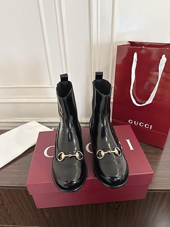 Bagsaaa Gucci Women's boot with Horsebit 847763 black