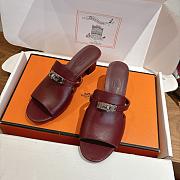 Bagsaaa Hermes Candy sandal burgundy - 2