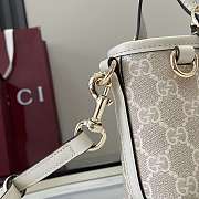 Bagsaaa Gucci Emblem mini bag 855491 beige and white GG fabric - 17.5cm - 3