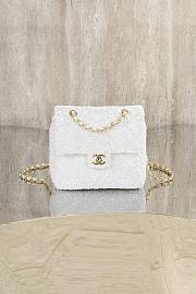 Bagsaaa Chanel Backpack AS5711 White Quilted Sequins - 21cm - 1
