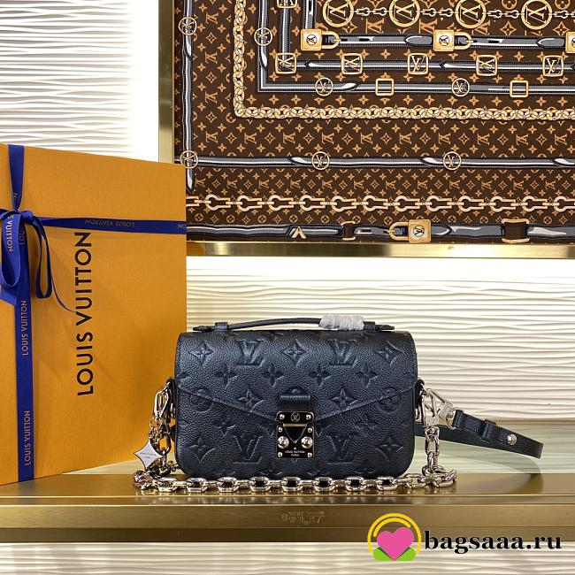 Bagsaaa Louis Vuitton Pochette Métis East West handbag navy blue - 21.5cm - 1