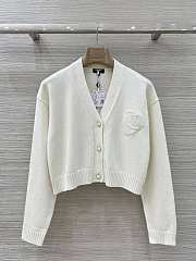 Bagsaaa Chanel cropped knit cardigan white - 1