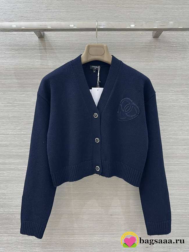 Bagsaaa Chanel cropped knit cardigan navy blue - 1
