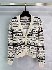 Bagsaaa Chanel knit cardigan in white and black - 1