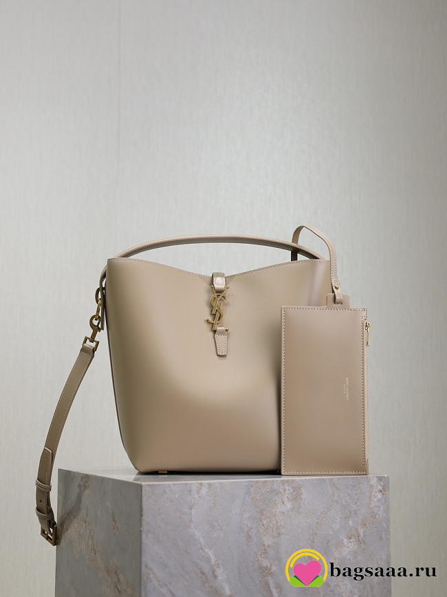 Bagsaaa LE 37 in shiny leather 742828 beige - 20 X 25 X 16 CM - 1