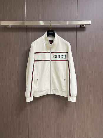 Bagsaaa Gucci Jacket with Logo white