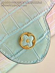 Bagsaaaa Louis Vuitton Capucines Mini bag multi-color crocodile-embossed leather - 21cm - 2